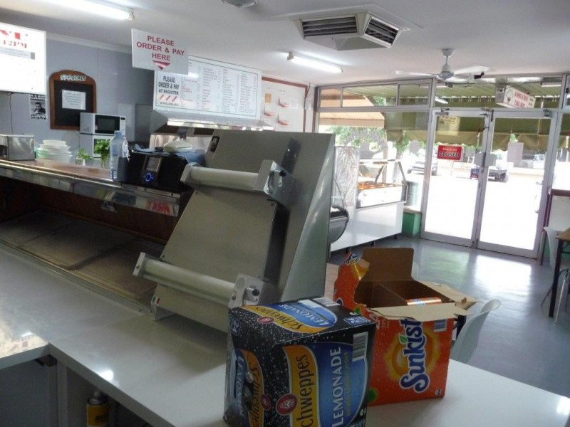 101 Lachlan Street, Hay NSW 2711