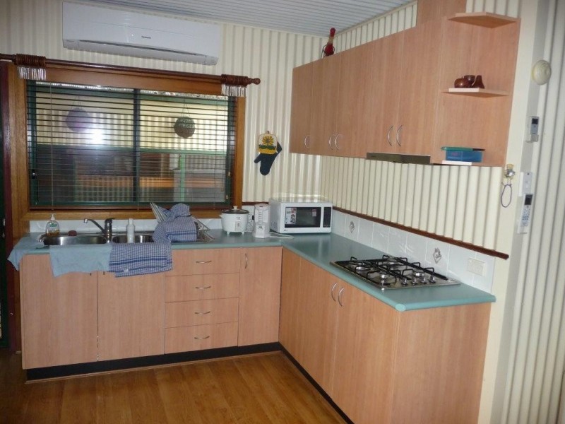 101 Lachlan Street, Hay NSW 2711