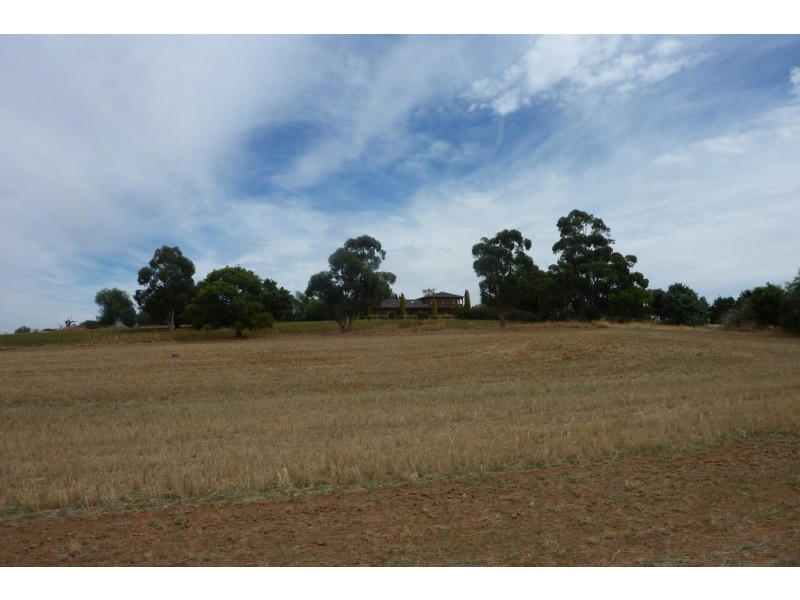 1147 Pattersons Road, Wagga Wagga NSW 2650