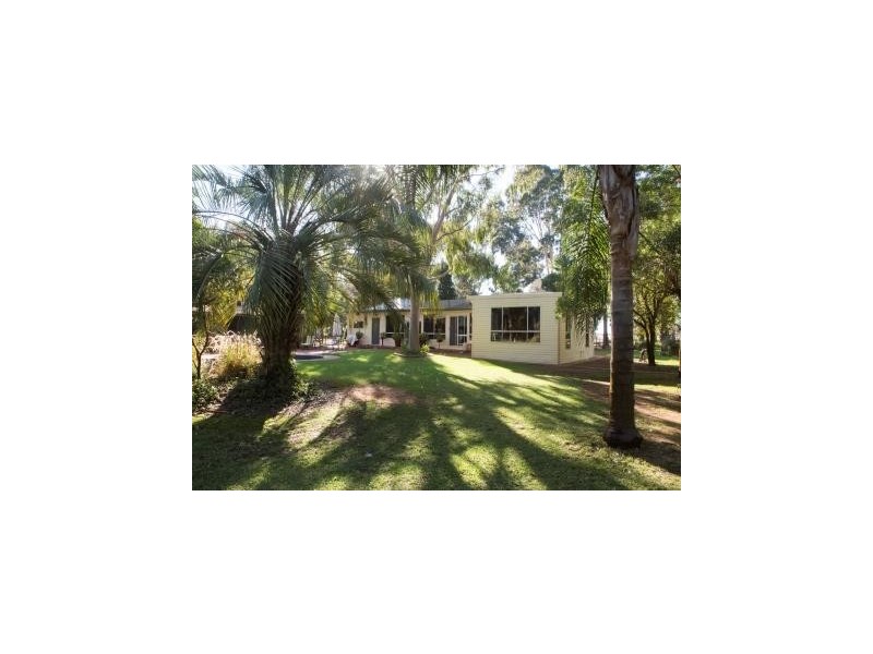 587 Rolfe Road, Finley NSW 2713