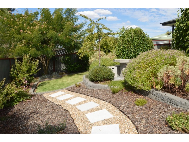 42 Matilda Ave, Cootamundra NSW 2590