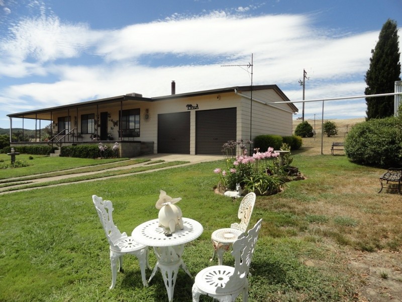2718 Coppabella Road, Carabost NSW 2650