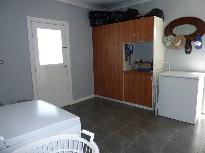 1106 Sturt Highway, Wagga Wagga NSW 2650