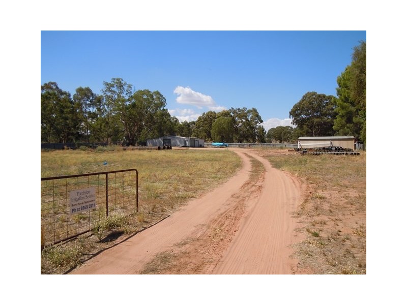 42 River Street, Narrandera NSW 2700