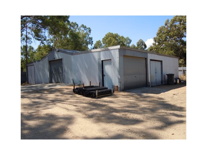 42 River Street, Narrandera NSW 2700