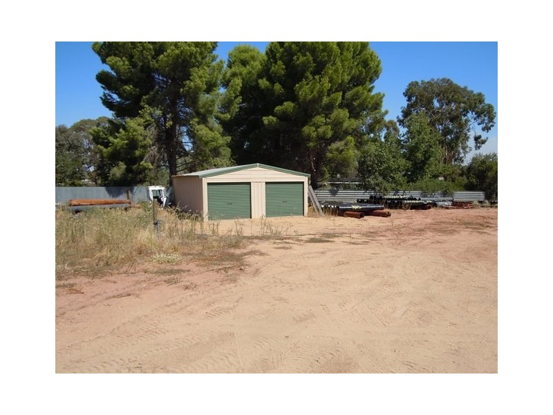 42 River Street, Narrandera NSW 2700