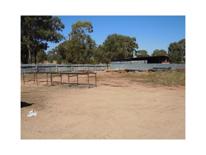 42 River Street, Narrandera NSW 2700