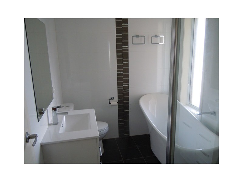 34 Charles Street, Narrandera NSW 2700