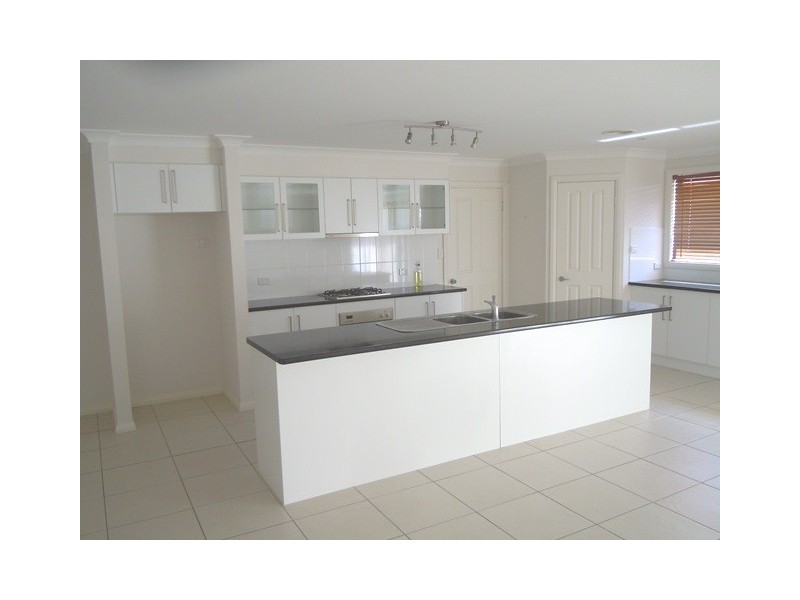 21 Racecourse Road, Narrandera NSW 2700