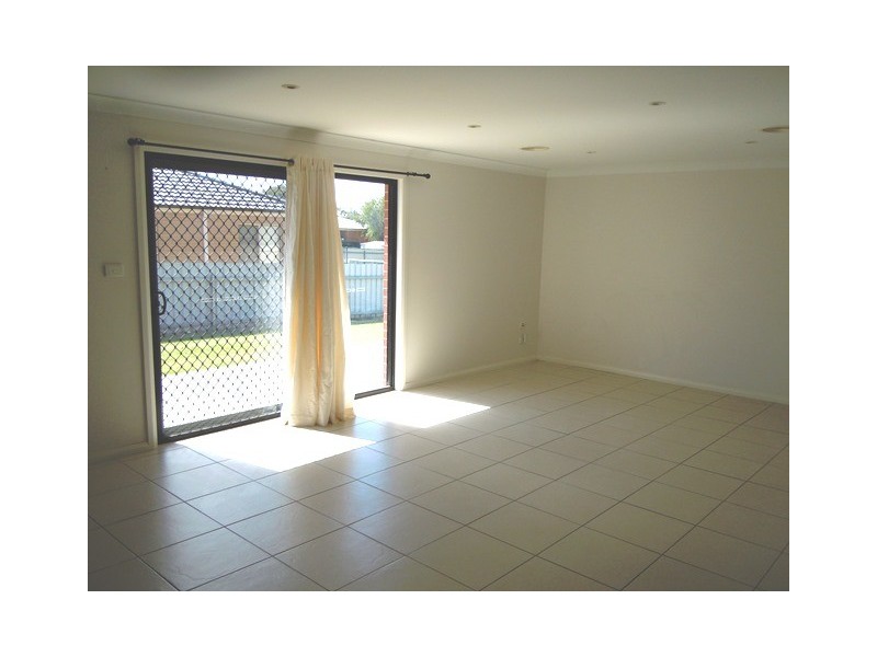21 Racecourse Road, Narrandera NSW 2700
