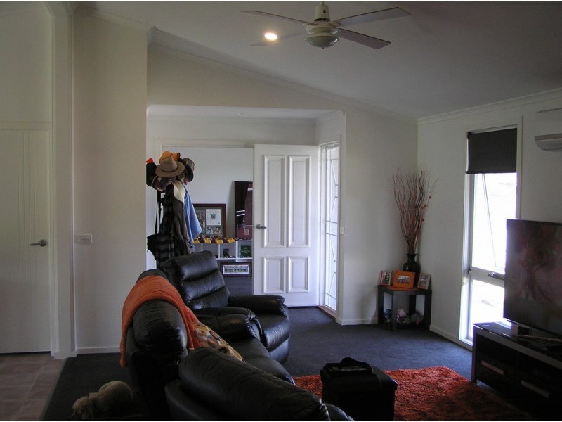 117 MAHONGA STREET, Jerilderie NSW 2716