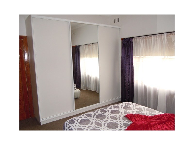 148 Larmer Street, Narrandera NSW 2700