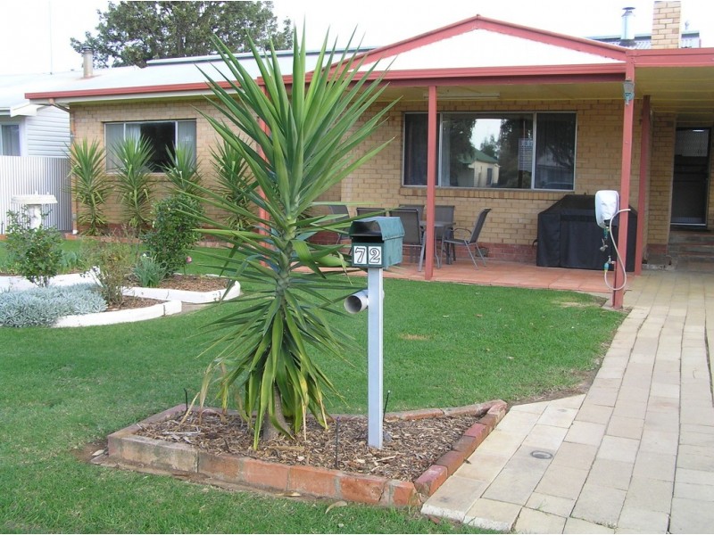 72 Coreen Street, Jerilderie NSW 2716