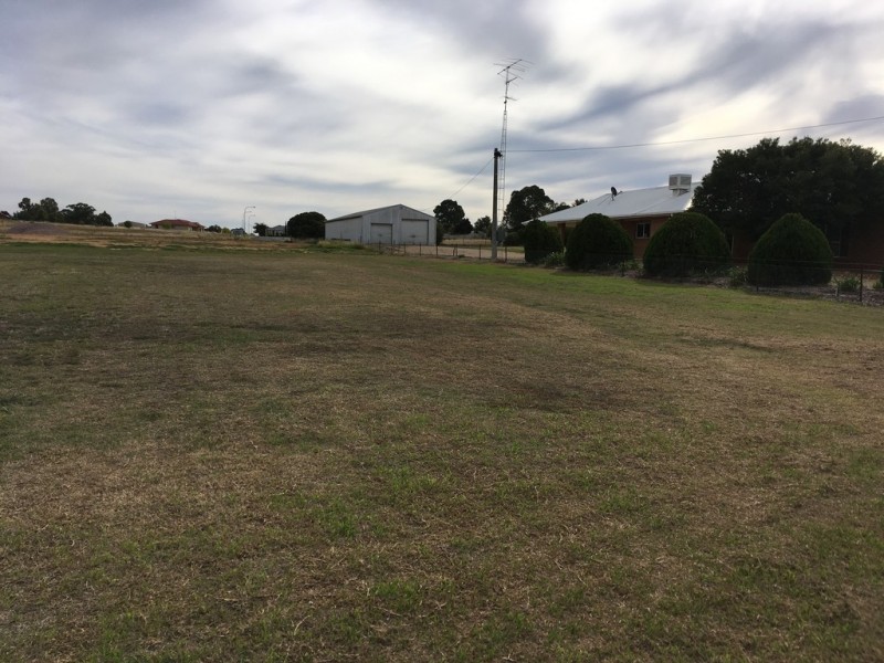 24 – 26 Racecourse Road, Narrandera NSW 2700