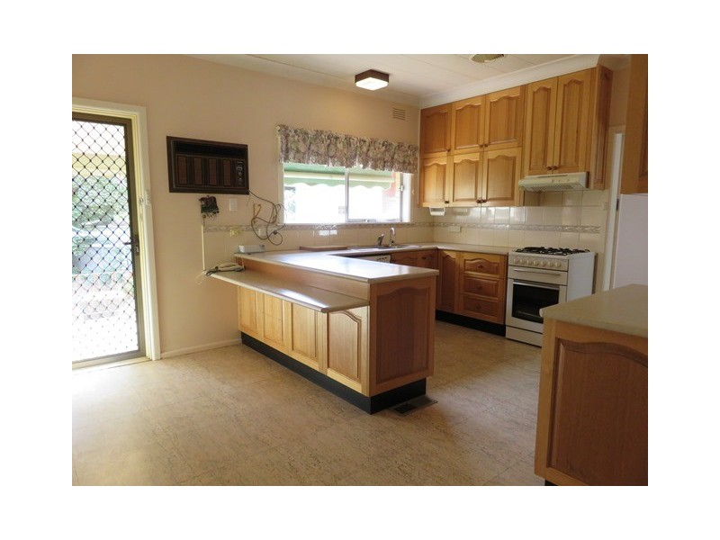 28 Frederica Street, Narrandera NSW 2700