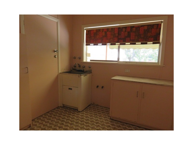 28 Frederica Street, Narrandera NSW 2700