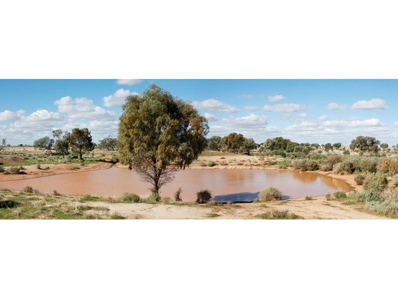 ”Raheen” Raheen Road, Hay NSW 2711