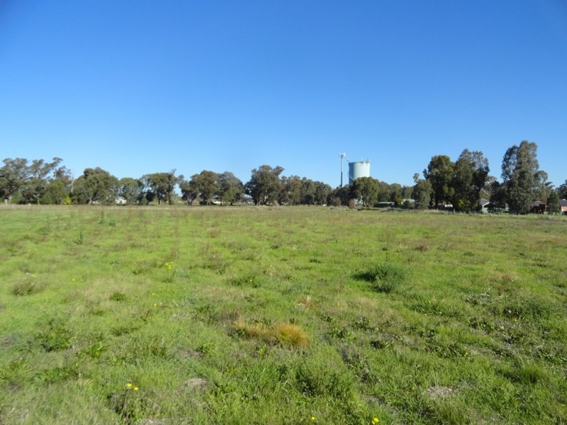 166-172 Kennedy Street, Howlong NSW 2643