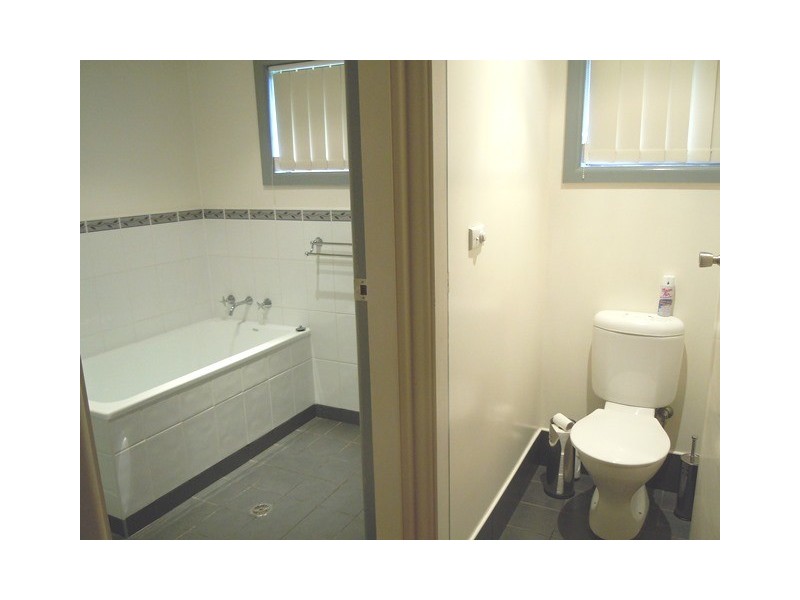 5 Ferrier Street, Narrandera NSW 2700