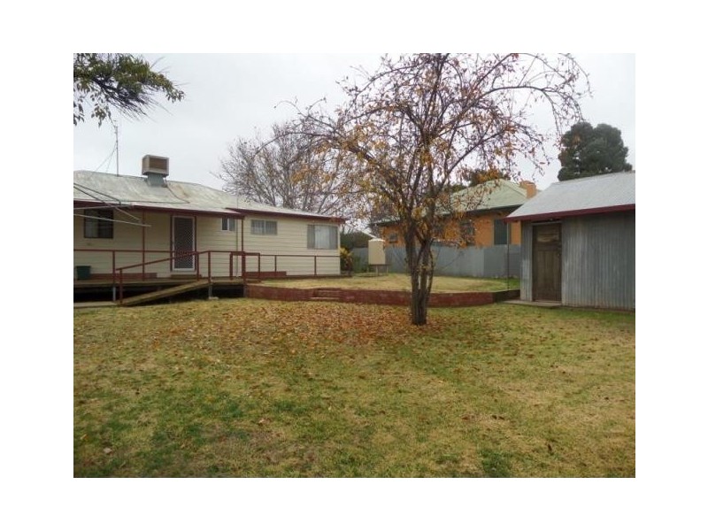 3 William Street, Narrandera NSW 2700