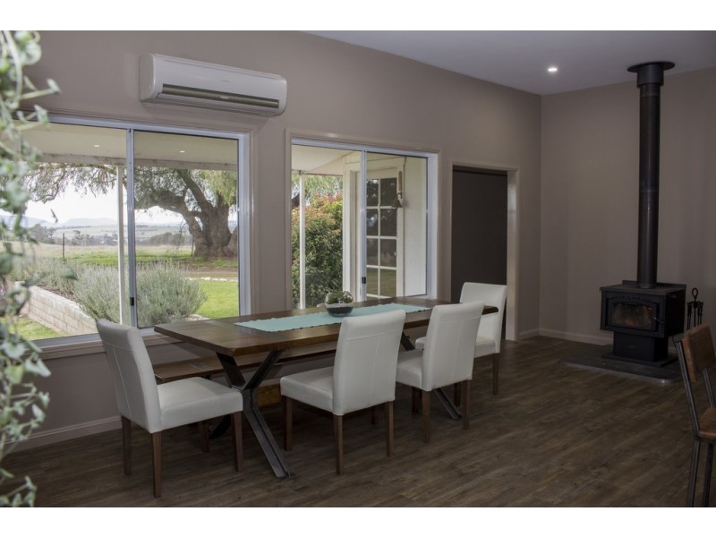 2836 SCENIC ROAD, Young NSW 2594
