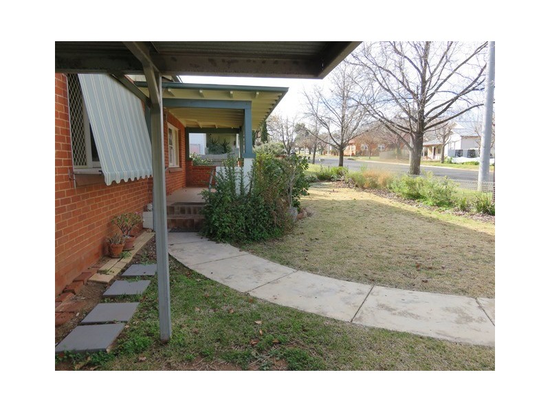 36 Jonsen Street, Narrandera NSW 2700