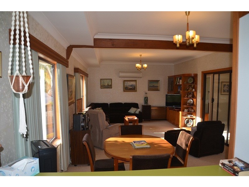 5 Mountain Avenue, Mount Beauty VIC 3699