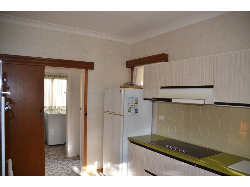 5 Mountain Avenue, Mount Beauty VIC 3699