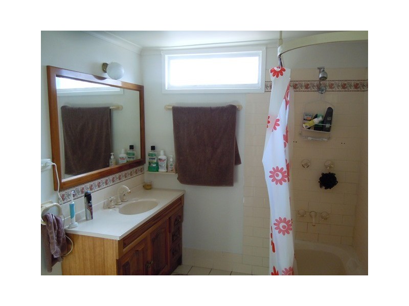 33 Victoria Avenue, Narrandera NSW 2700