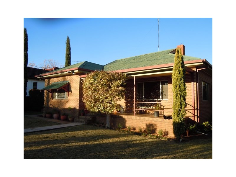 49 Willans Street, Narrandera NSW 2700