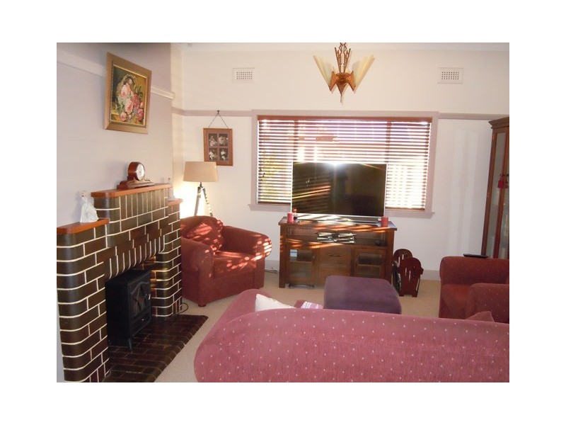 49 Willans Street, Narrandera NSW 2700