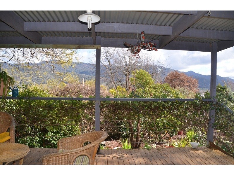 31 Bogong Avenue, Mount Beauty VIC 3699