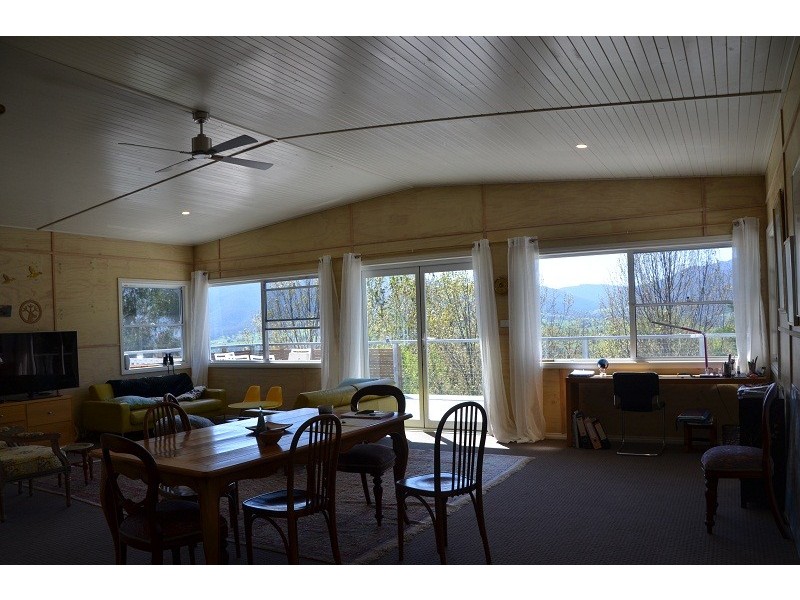45 Ranch Road, Tawonga South VIC 3698