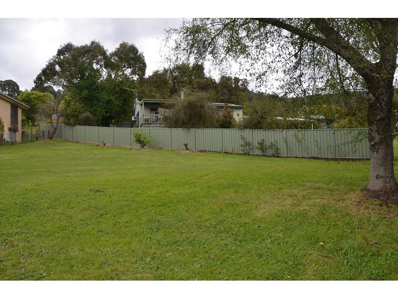 19 Feathertop Street,, Tawonga South VIC 3698