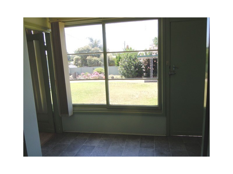 27 Audley Street, Narrandera NSW 2700