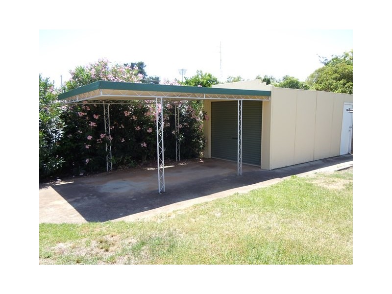 27 Audley Street, Narrandera NSW 2700