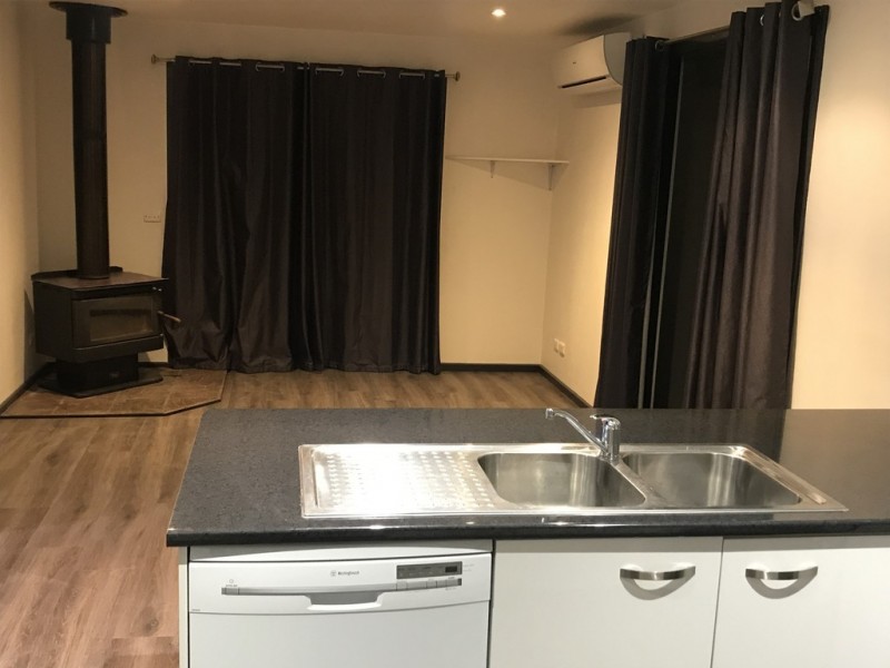 77 MAHONGA STREET, Jerilderie NSW 2716