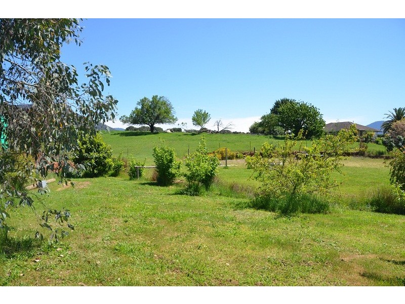 14 Hores Lane, Tawonga VIC 3697