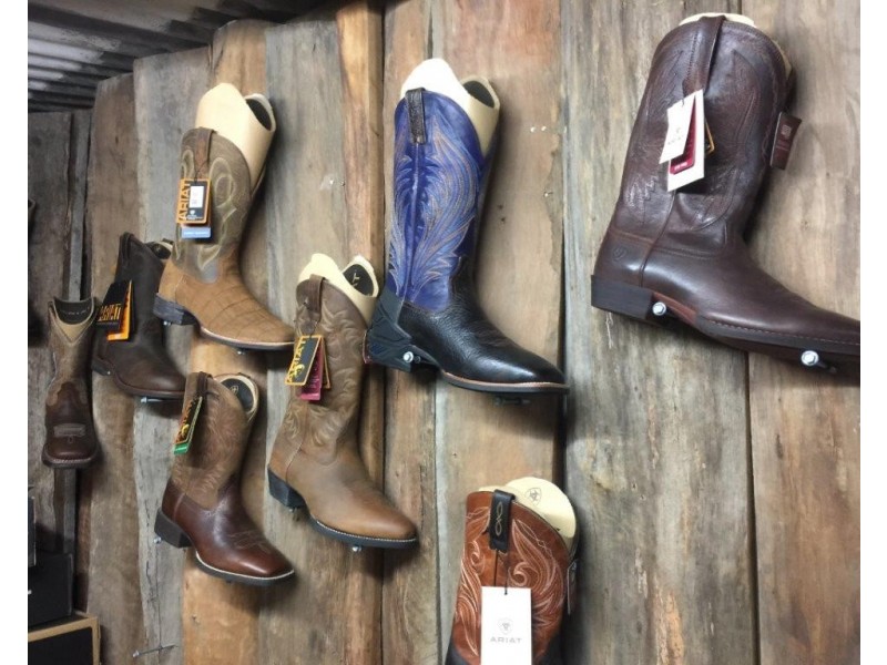 108 Wynyard Street, Tumut NSW 2720