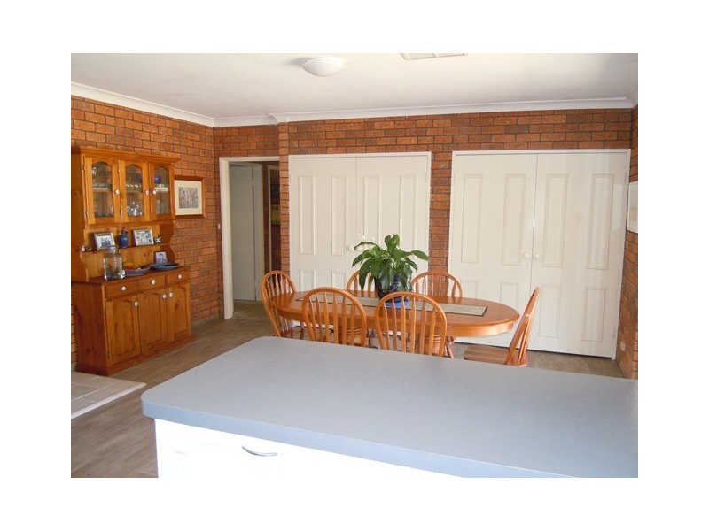 4 Bells Road, Narrandera NSW 2700