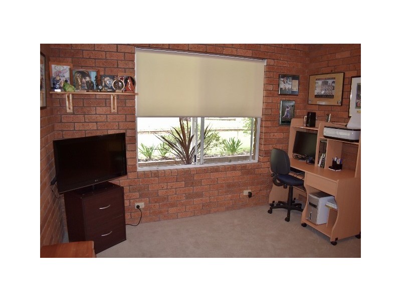 4 Bells Road, Narrandera NSW 2700