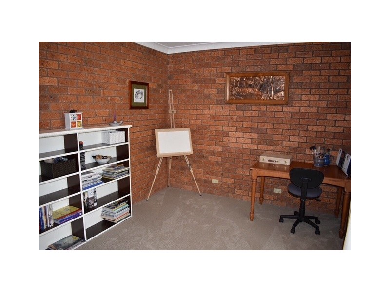 4 Bells Road, Narrandera NSW 2700