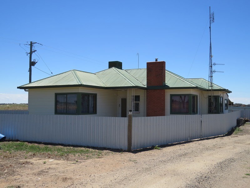 534 Willawa Lane, Jerilderie NSW 2716