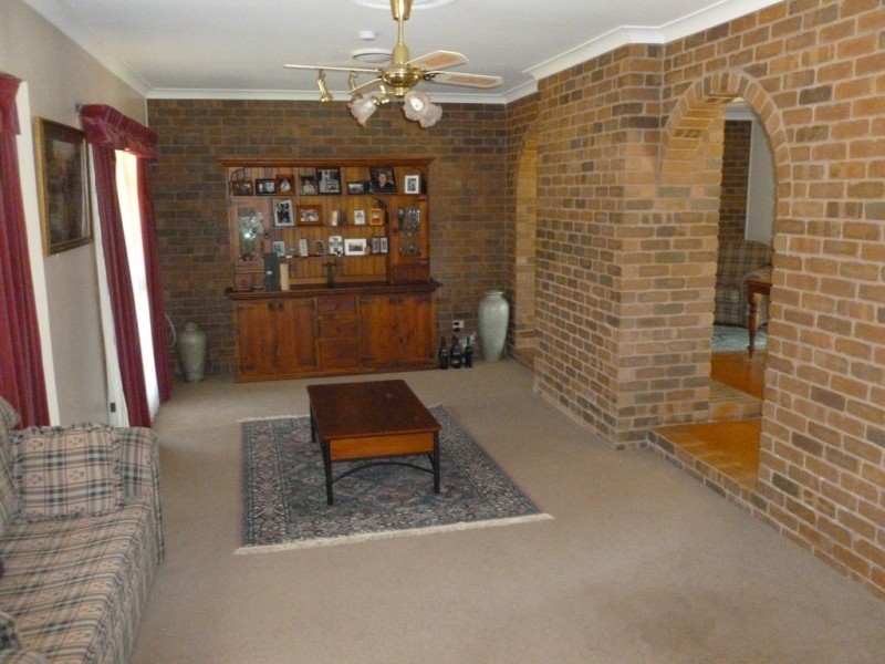 71 Forrest Lane, Chiltern VIC 3683