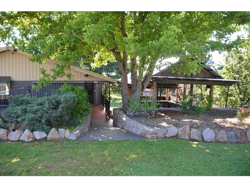 184 Kiewa Valley Highway, Tawonga VIC 3697