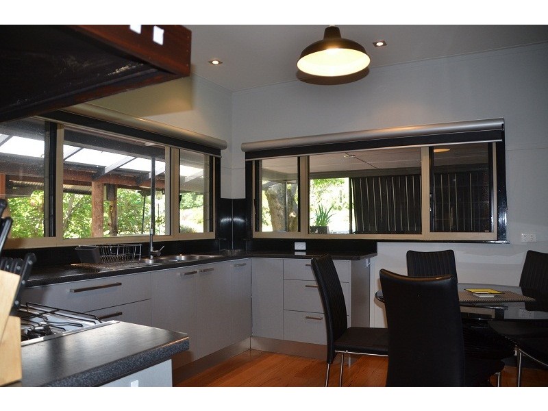 184 Kiewa Valley Highway, Tawonga VIC 3697