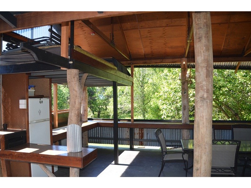 184 Kiewa Valley Highway, Tawonga VIC 3697