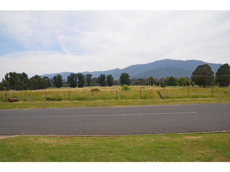 14 Valley Avenue, Mount Beauty VIC 3699