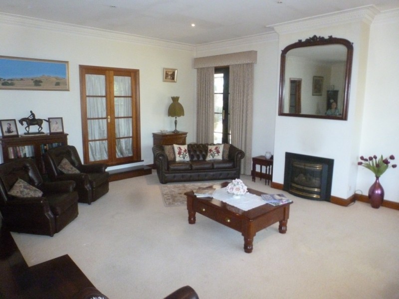 182 HOPEFIELD LANE, Boorowa NSW 2586