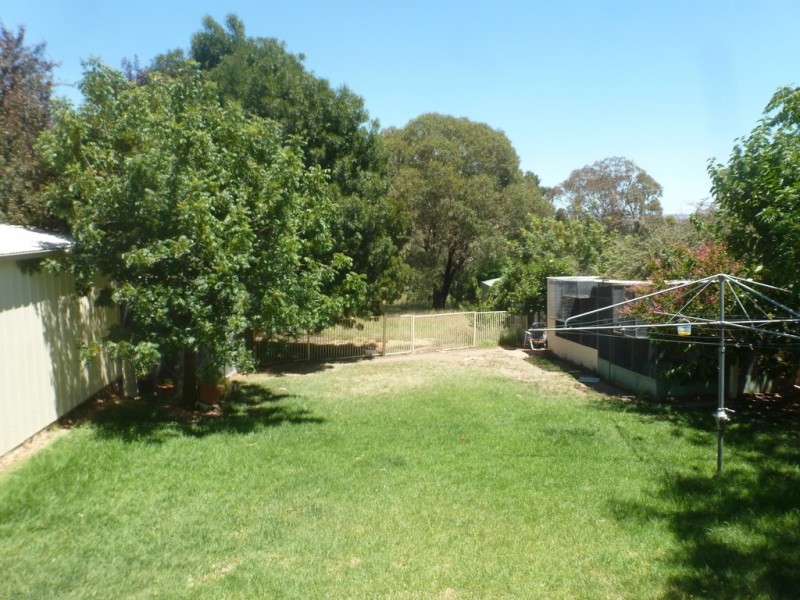 139 LONG STREET, Boorowa NSW 2586